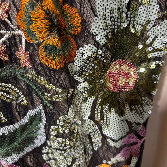 Mac Duggal EMBELLISHED FLORAL ONE SHOULDER GOWN STYLE 49574, SIZE 0/12 - Picture 10 of 17